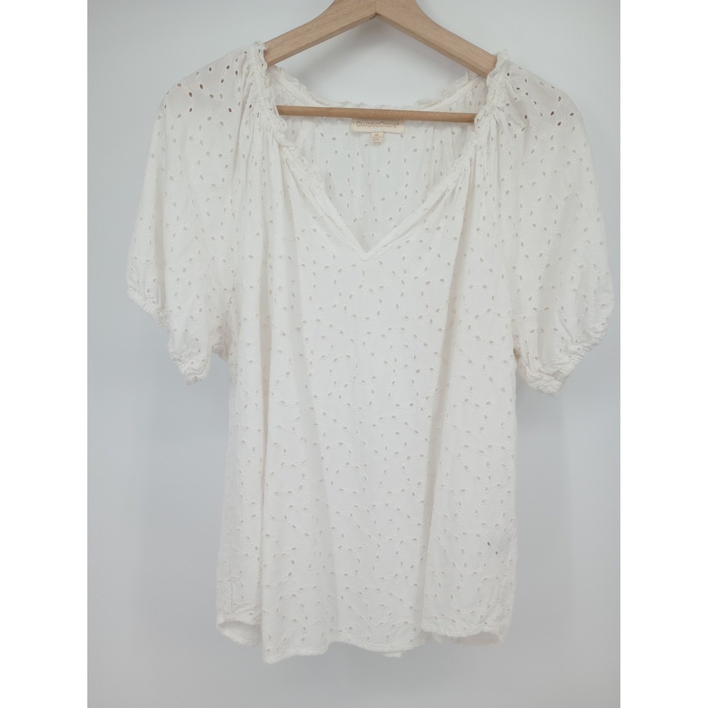 Grand And Greene Blouse Womens Medium White Eyelet V-Neck Short Sleeve